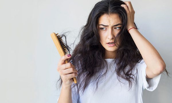 اسباب تساقط الشعر بكثرة